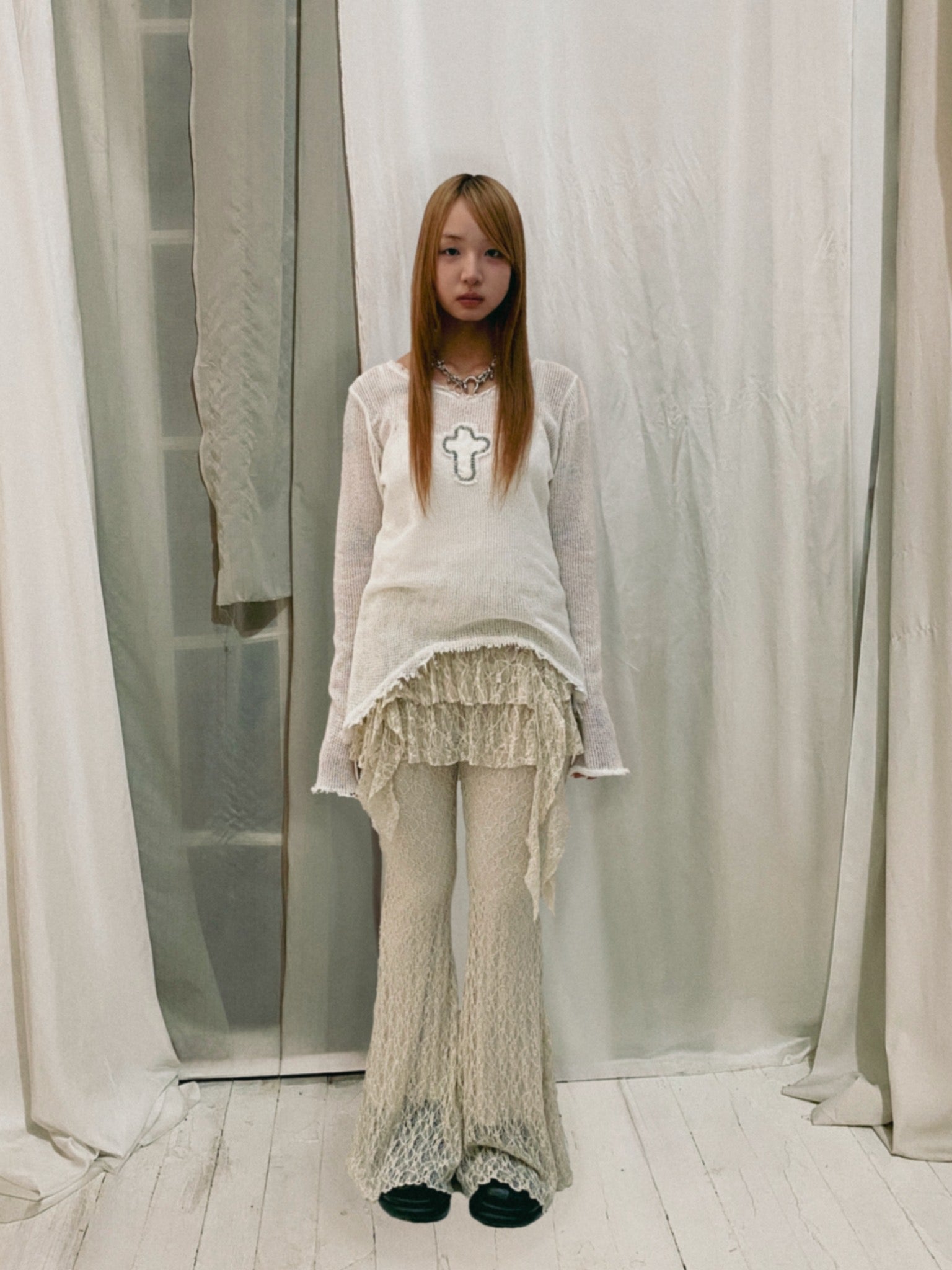 クロスシアーニット