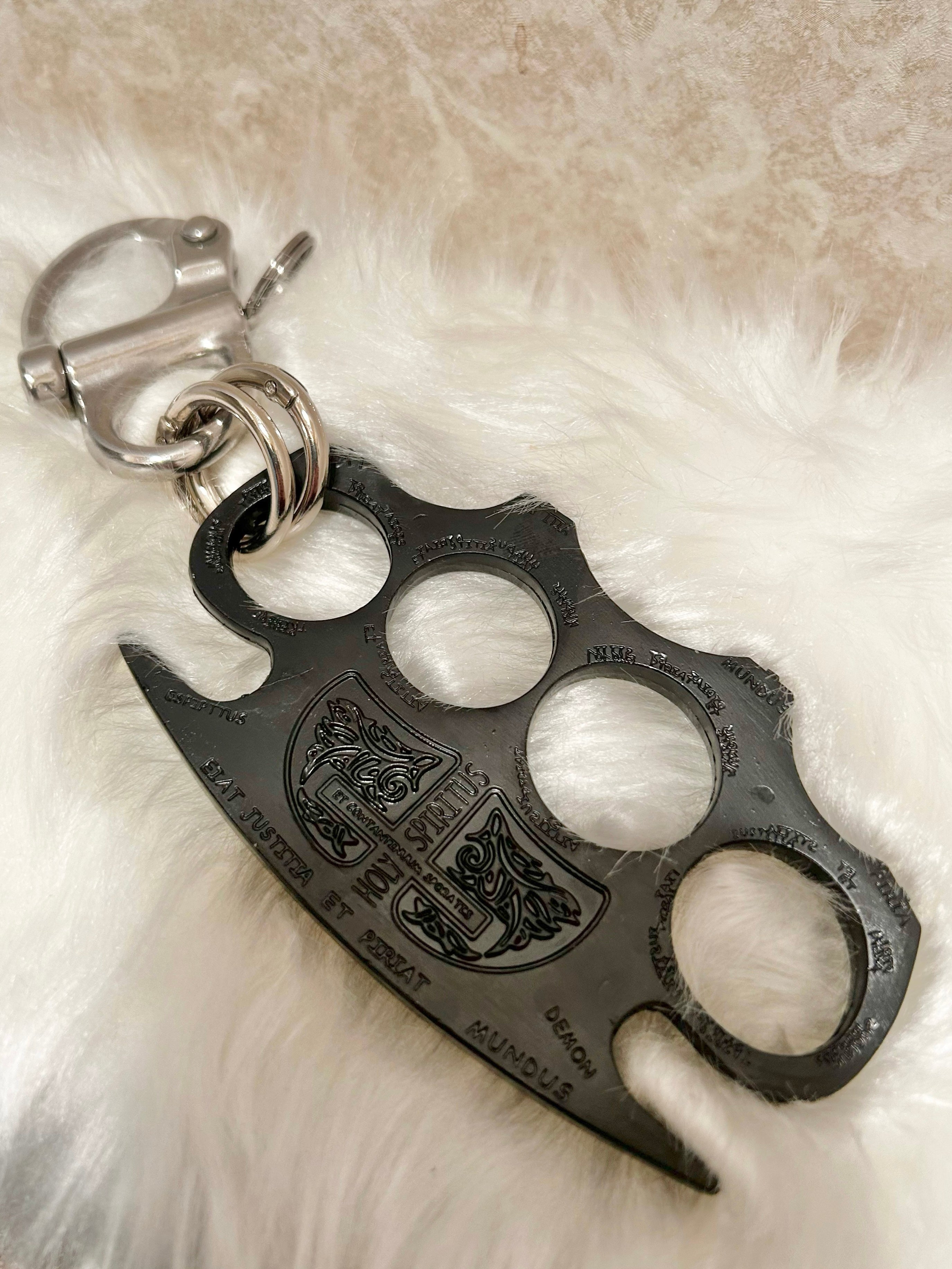 メㇼケンサッㇰ風キーチェーン – culttokyo