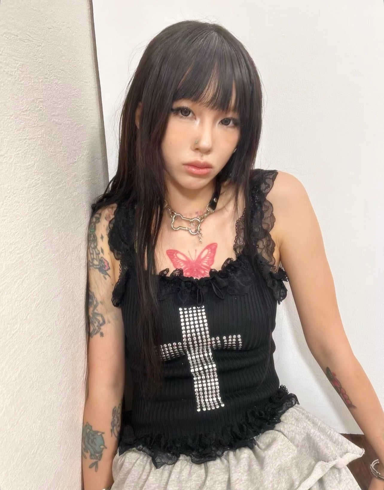 ボリュームアイレットパンツ 白い　culttokyo カルトトーキョー ALL ファッション ボリュームアイレットパンツ 白い culttokyo カルト