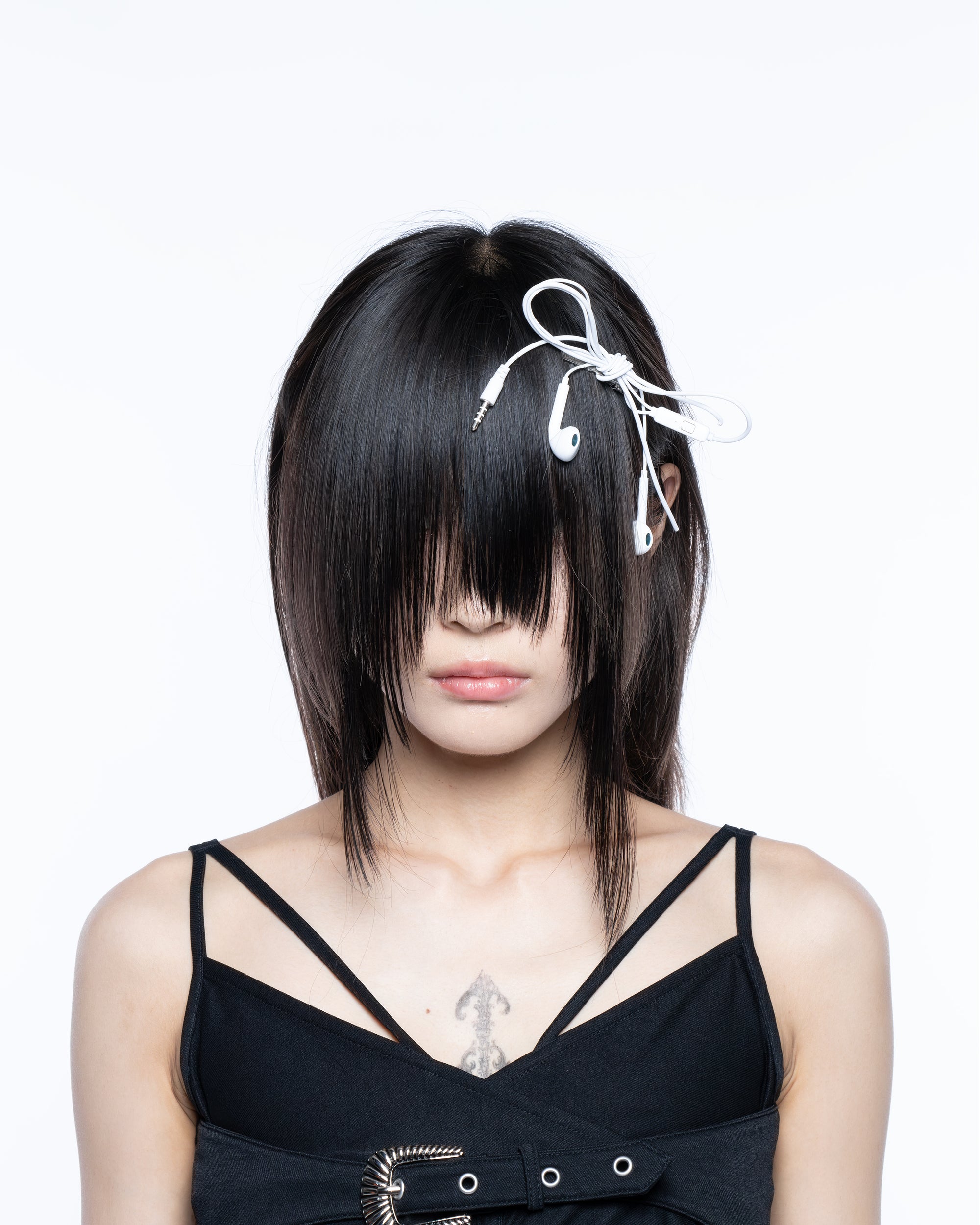 有線イヤホンヘアピン