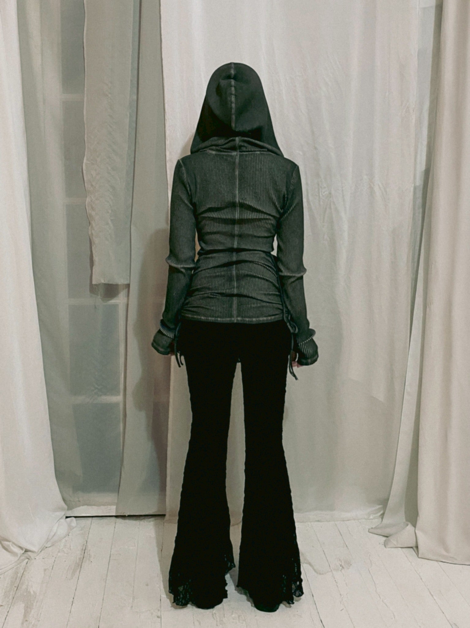 ピグメントシャーリングトップス